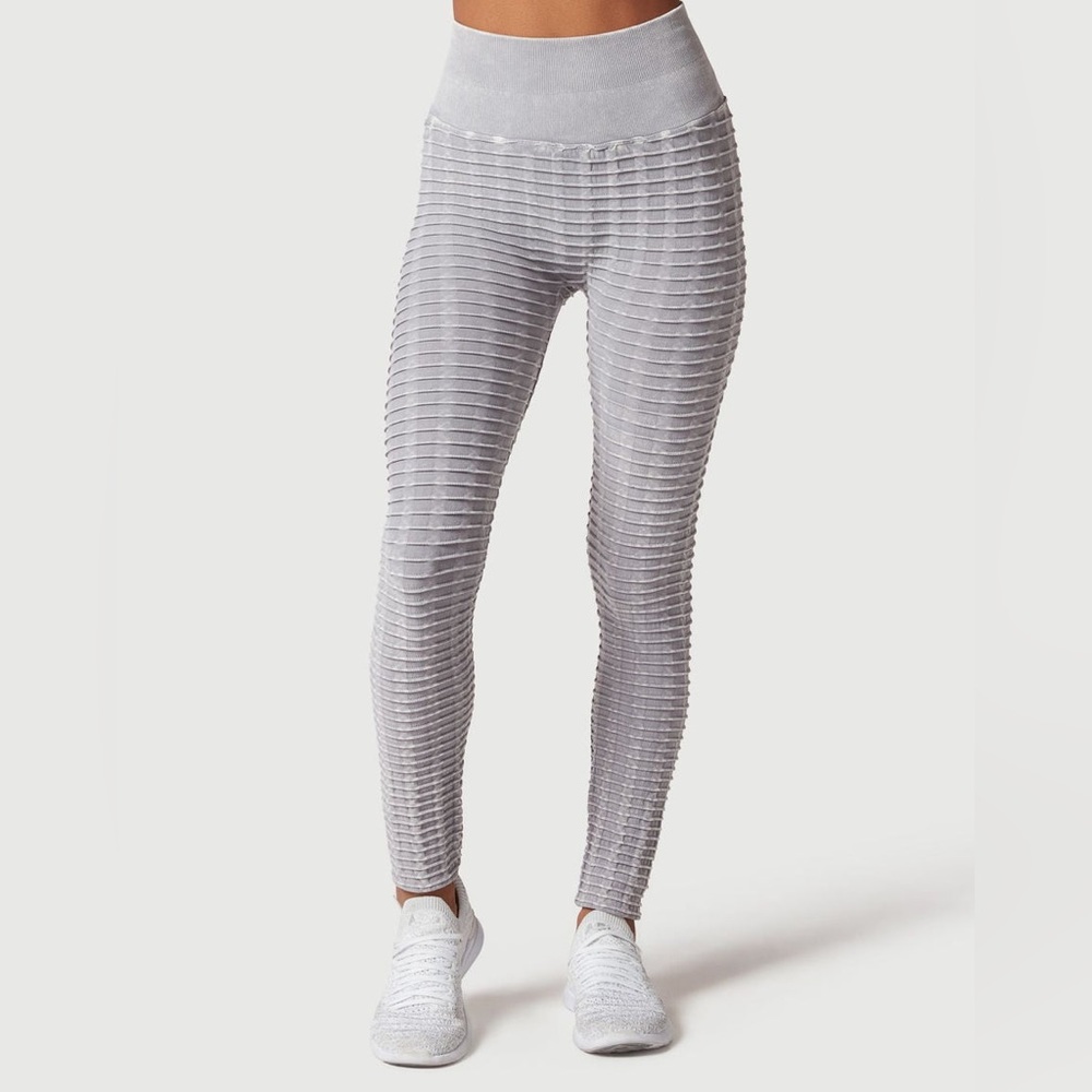 NUX Leggings Size Large Tan/Cream color